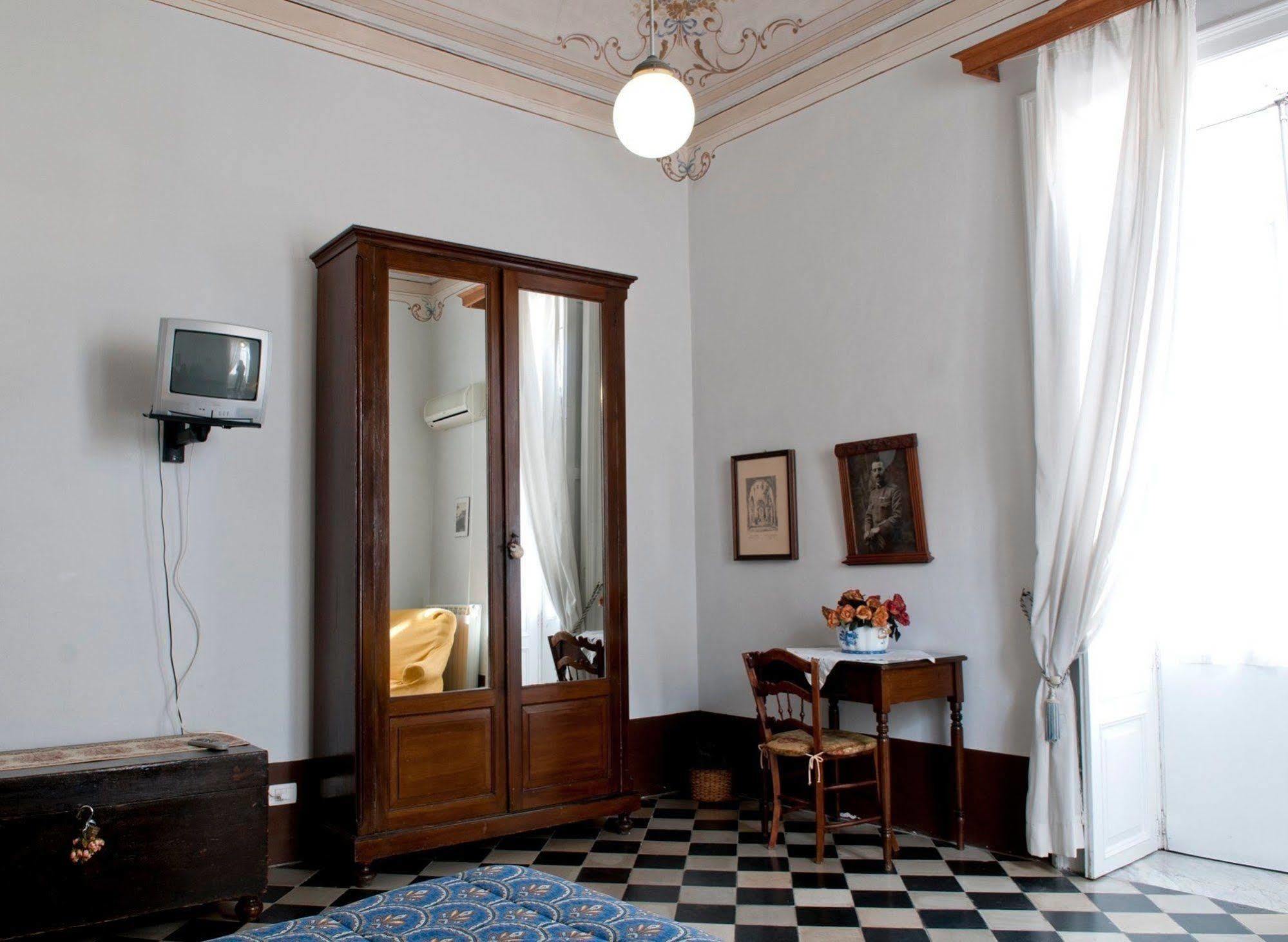 Casa Cristina Bed & Breakfast Siraküza Dış mekan fotoğraf